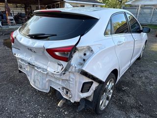 2014 Hyundai Elantra GT Base w/Blue - Exterior Rear Right Corner Image